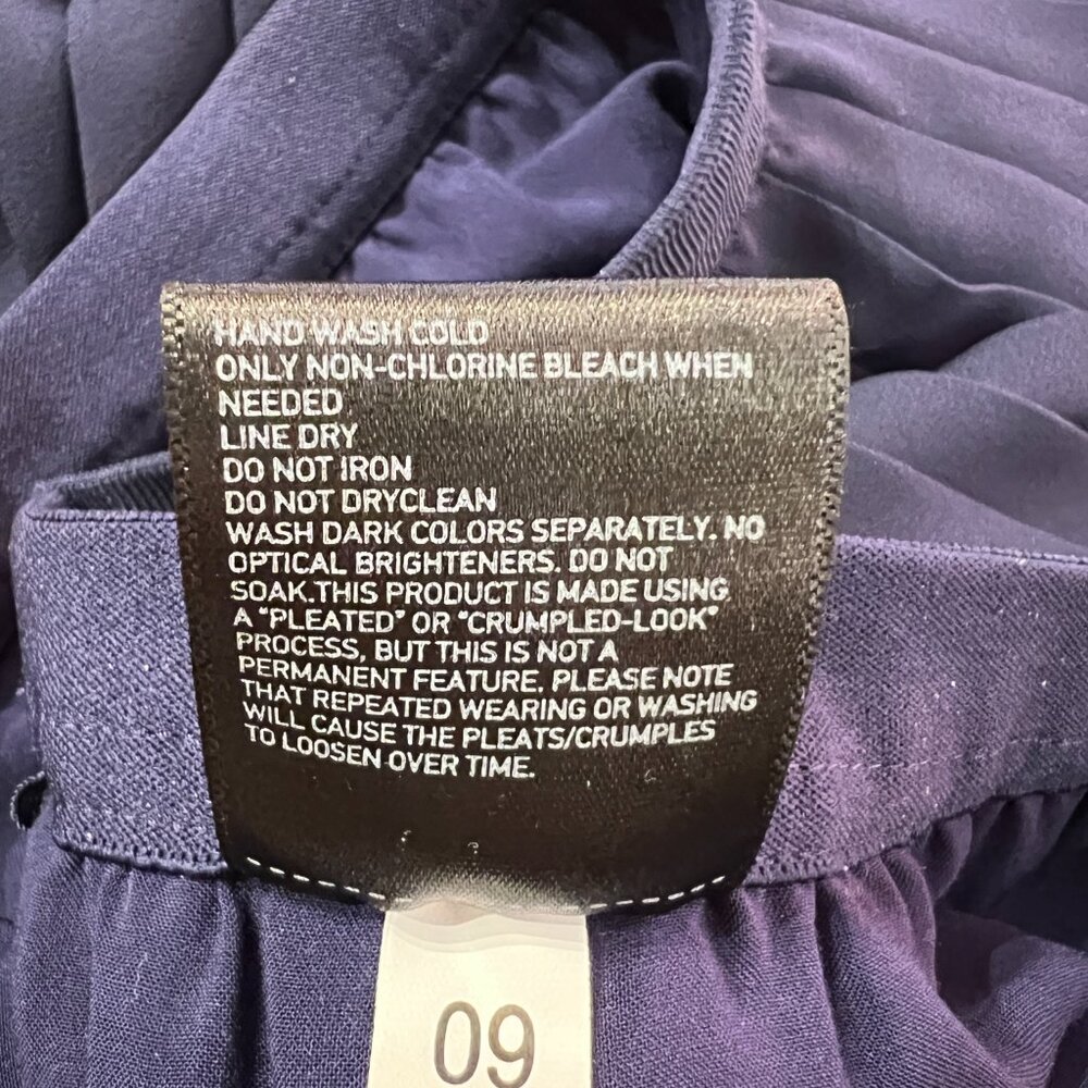 Uniqlo Chiffon Accordion Pleated Skirt Navy Blue Size Large - Picture 5 of 7